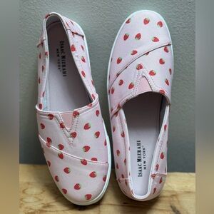 Isaac Mizrahi Kids Pink Strawberry Shoes